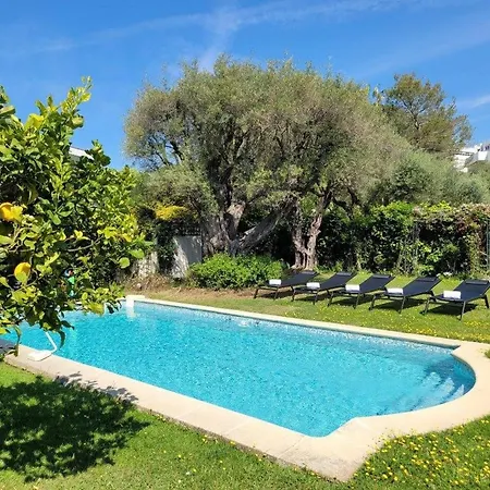 Les Pins : De Charme Avec Piscine Casa de Férias