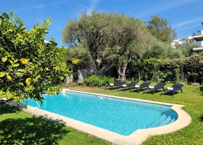 Les Pins : De Charme Avec Piscine Tatil Evi